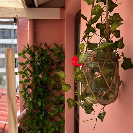 بيت للعطل & Me, Near The Sea And