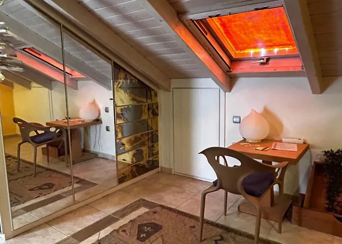 & Me, Near The Sea And Dom wakacyjny *