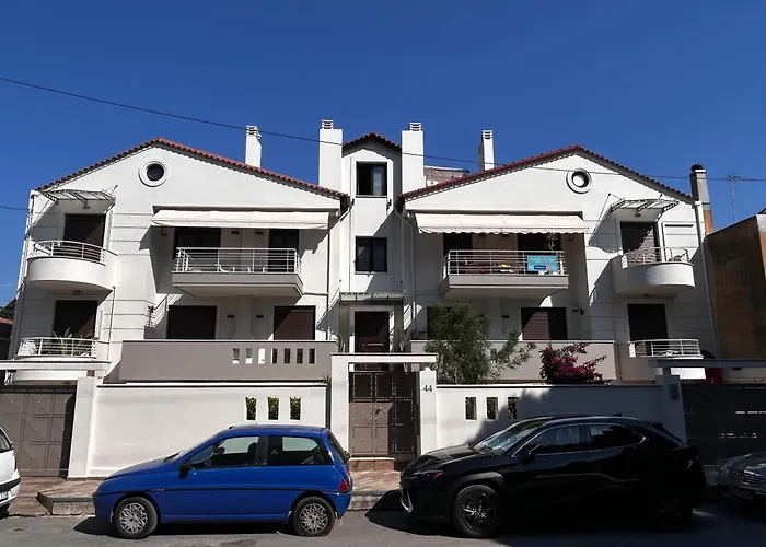 & Me, Near The Sea And Casa de Férias *